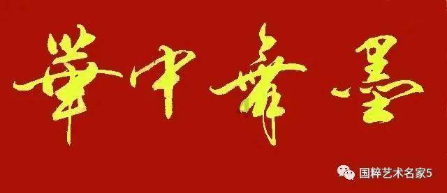 美女一袭灰色连衣裙,轻松彰显成熟的气息,你认为显身材吗 ?-有问必答平台,让你的问题迎刃而解