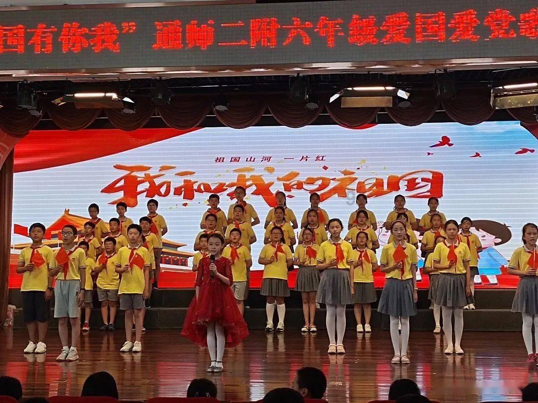 太危险!别在高速上干这事儿!